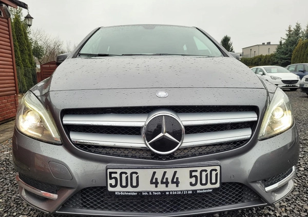 Mercedes-Benz Klasa B cena 47000 przebieg: 131000, rok produkcji 2013 z Łowicz małe 781